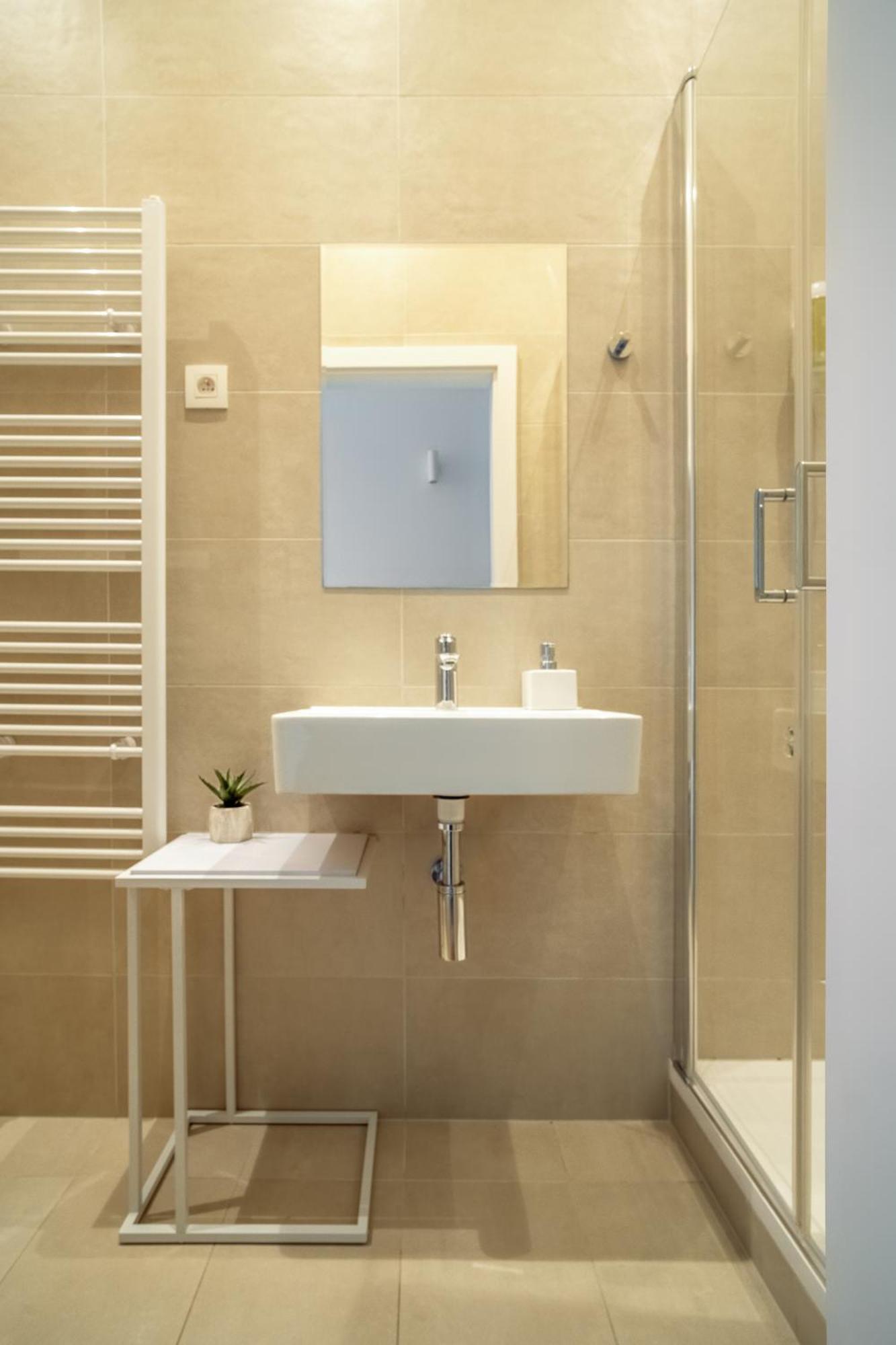 Appartement J3 *