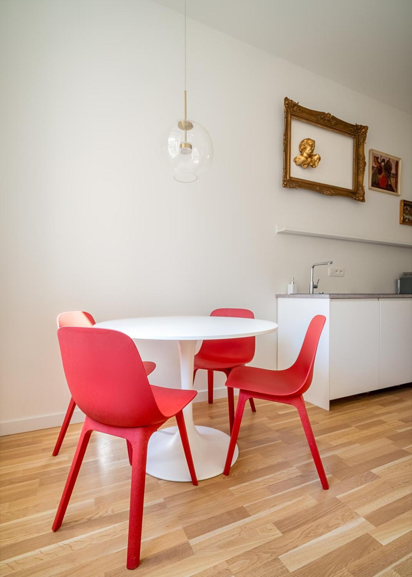 Apartment J3